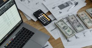 Ist 15 Euro pro Stunde viel oder wenig für einen Job?
