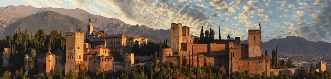 Welche Rolle spielte die Alhambra in der spanischen Reconquista?