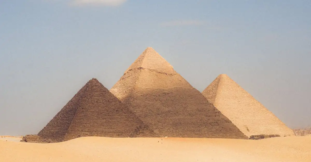 Wie wurde die Große Pyramide von Gizeh erbaut und warum?