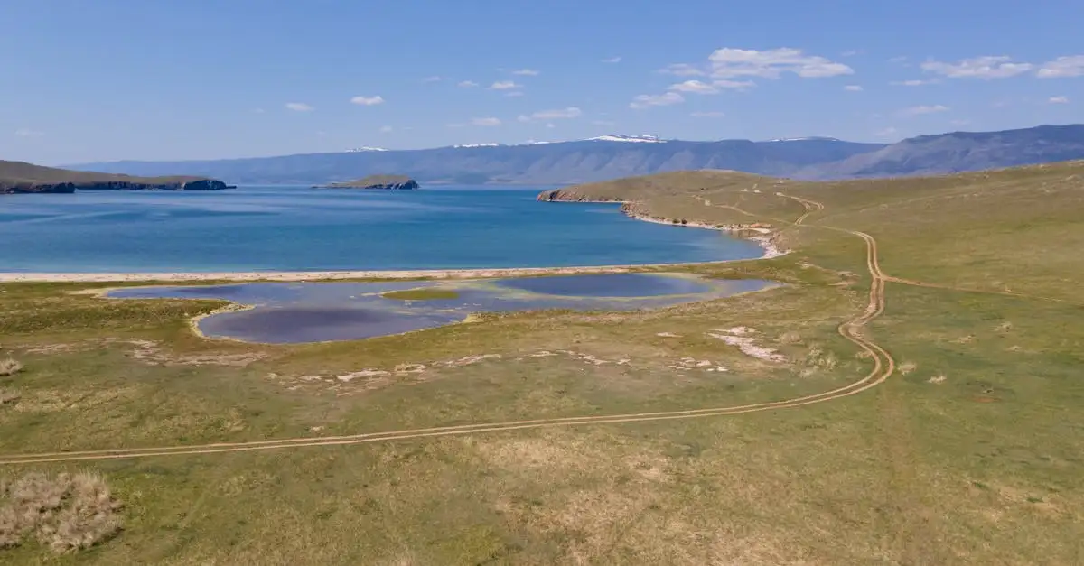 Wo kann man den Baikalsee und seine Umgebung erkunden?