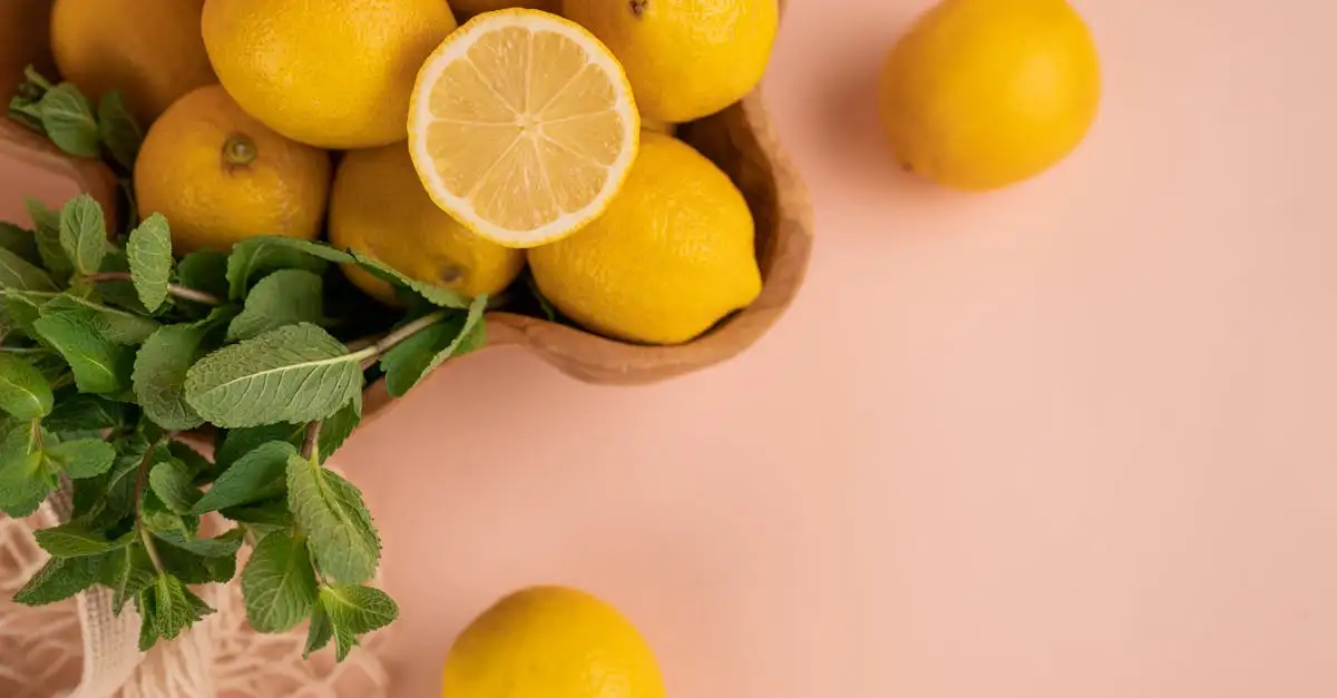 Wie hilft Zitronensaft gegen Pigmentflecken?