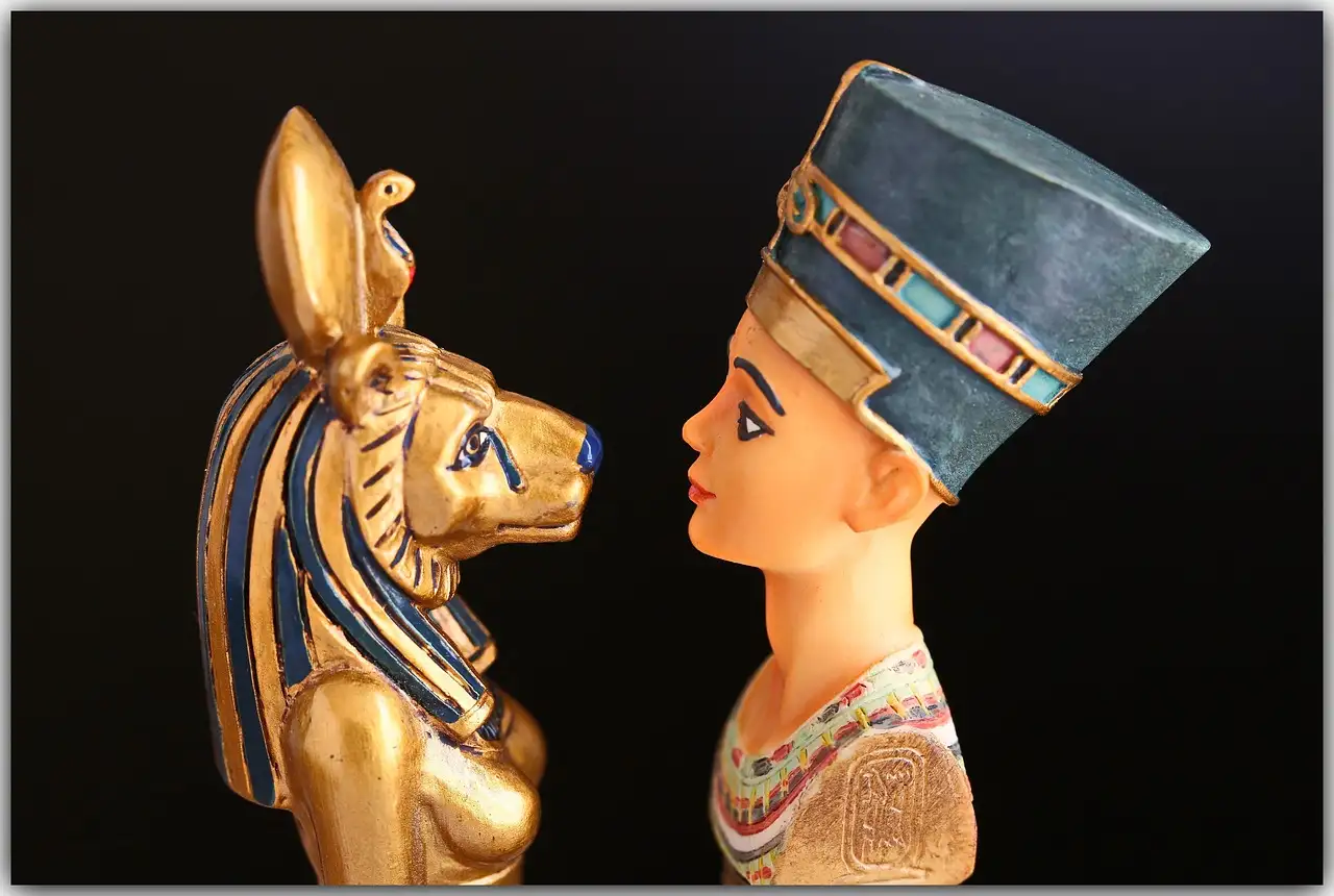 Wie war Cleopatra und was machte sie als Pharao einzigartig?