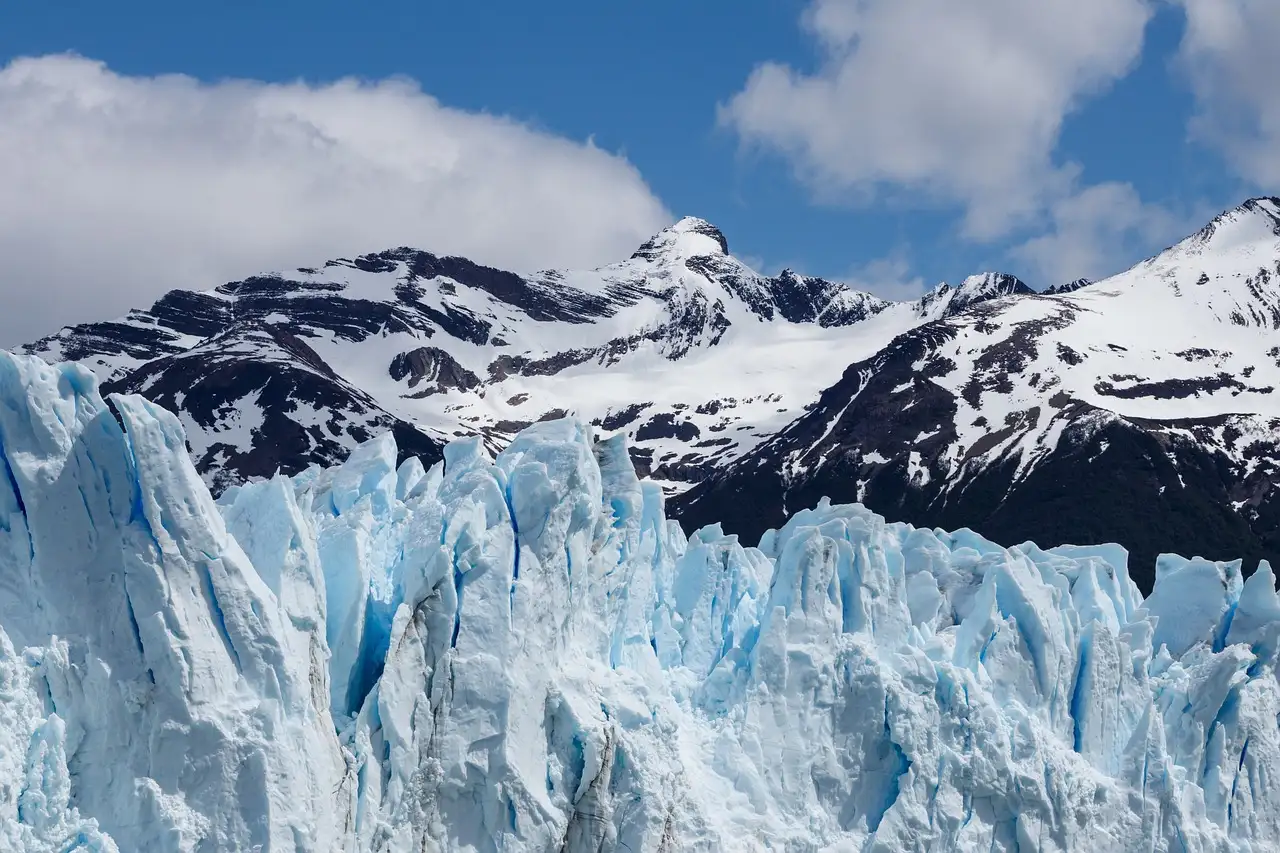 Warum ist der Perito-Moreno-Gletscher in Patagonien so beliebt?