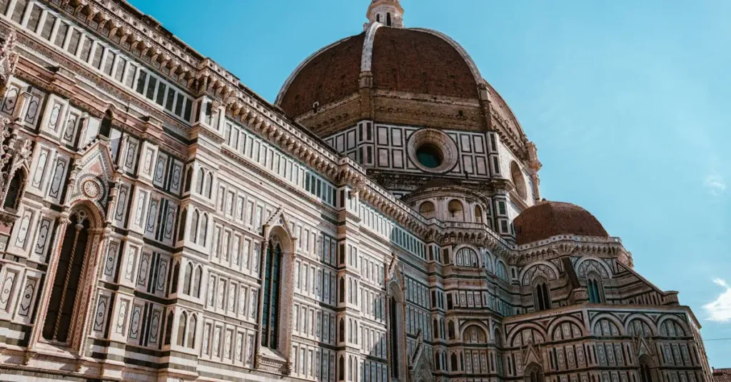 Welche Kuppel entwarf Brunelleschi in Florenz?