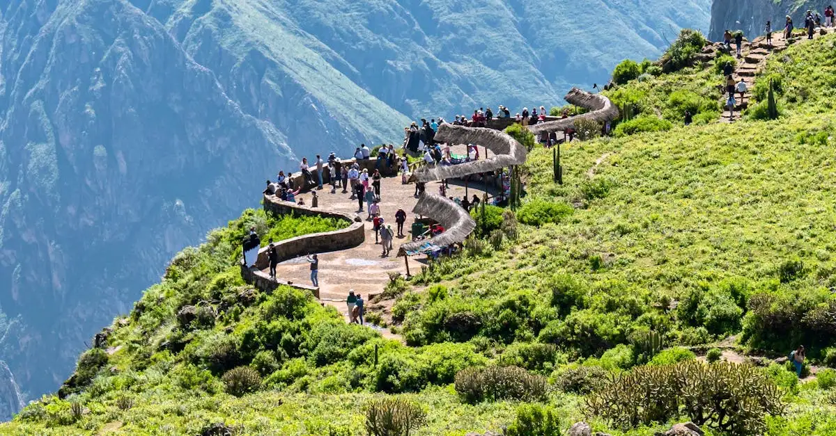 Welche Stadt in Peru ist der Zugang zum Colca Canyon?