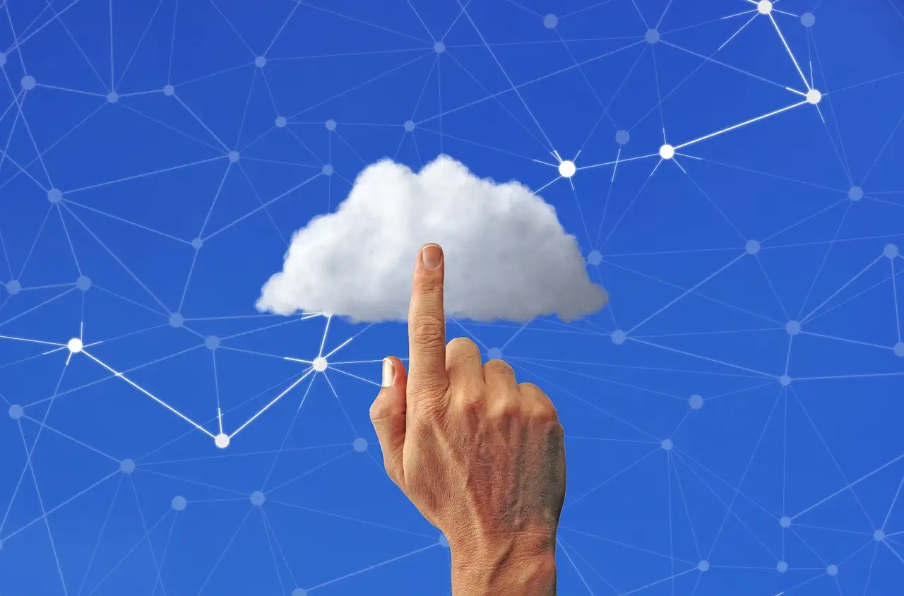 Wie verändert Cloud-Computing die Datenspeicherung und -zugriff?