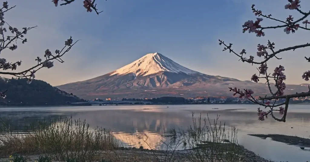 Was macht den Mount Fuji in Japan so berühmt?