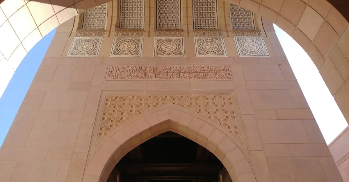 Was sind die schönsten Museen und historischen Gebäude in Oman?