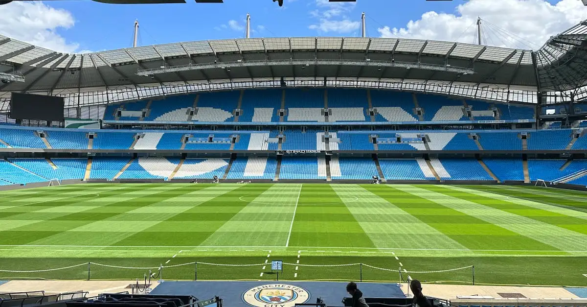 Was ist die Heimatstadt von Manchester City im UK?