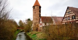 Welche deutsche Mittelalterstadt ist für Goldschmiede bekannt?